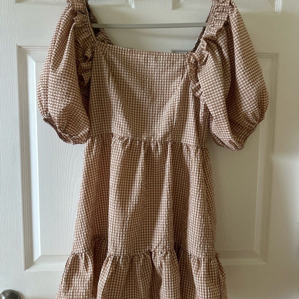Forever 21 Gingham Puff-Sleeve Tiered Mini Dress - Beige & White - Picture 3 of 7